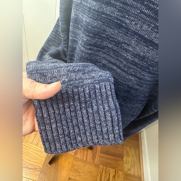 Urban Pipeline Women’s XL Navy Sweater Cardigan - Picture 13 of 13